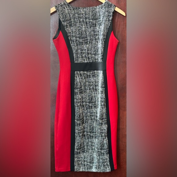 🎊2 for $20🎊 Adorable Enfocus Studios Red Dress with Gray Pattern - Picture 2 of 5